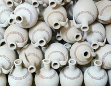 Singapūriečiai ieško sprendimų preciziniam keramikos apdirbimui