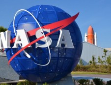 Lagaminus į NASA kraunasi 4 studentai iš Lietuvos