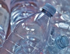 Su gėrimų pramonės atstovais – apie pastangas mažinti vienkartinių plastikinių pakuočių vartojimą
