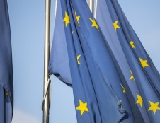 Europos komisija patvirtino Lietuvos mokesčių atidėjimo schemą, skirtą nuo koronaviruso pandemijos nukentėjusioms įmonėms remti