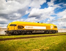 „LTG Cargo“: iš terminalo Lietuvoje į Ukrainą geležinkeliais pradėti gabenti naftos produktai